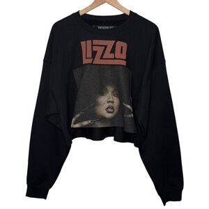 Lizzo Cropped Graphic Crew‎ Neck Band Sweater
